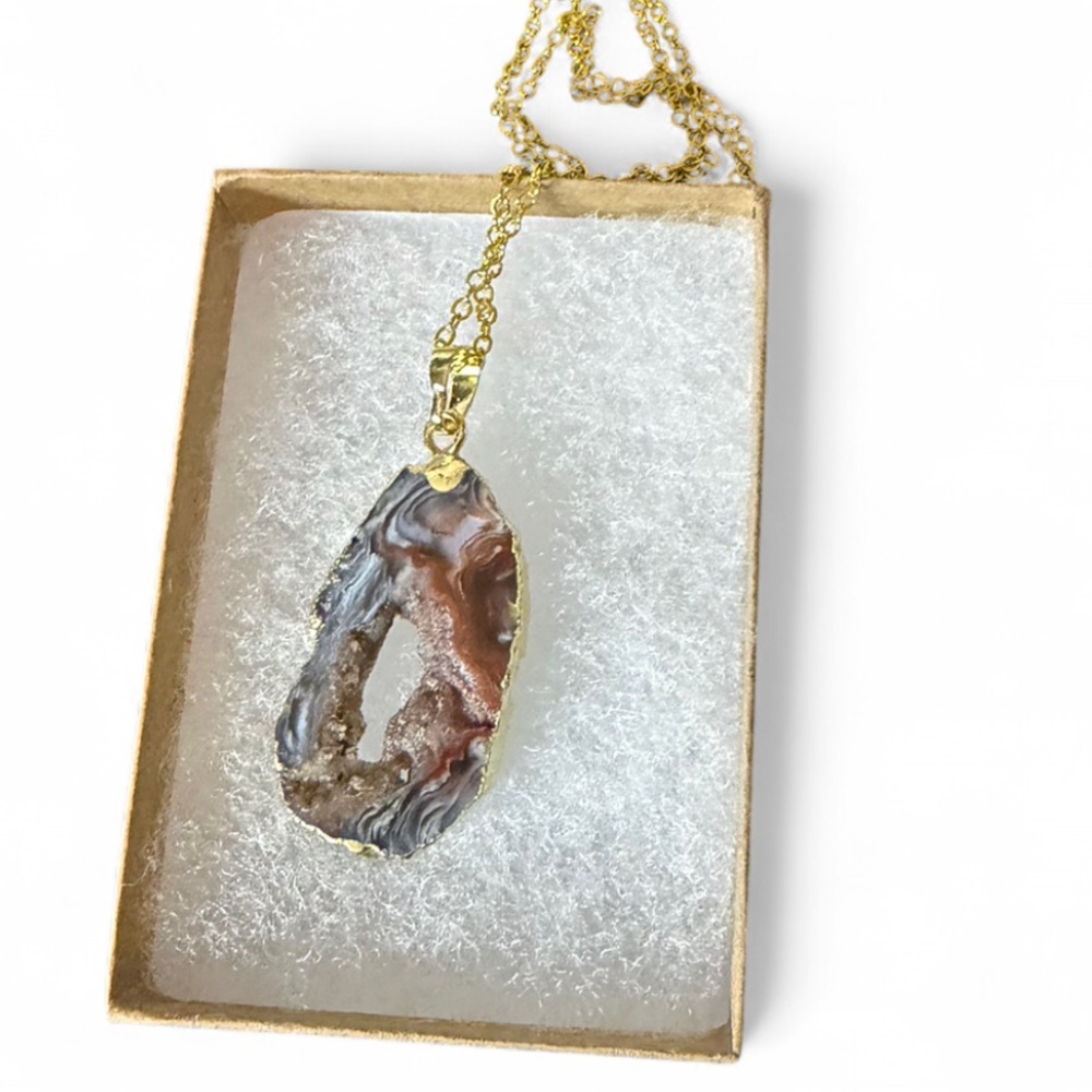 Agate Geode Slice Necklace - Picture 3 of 7